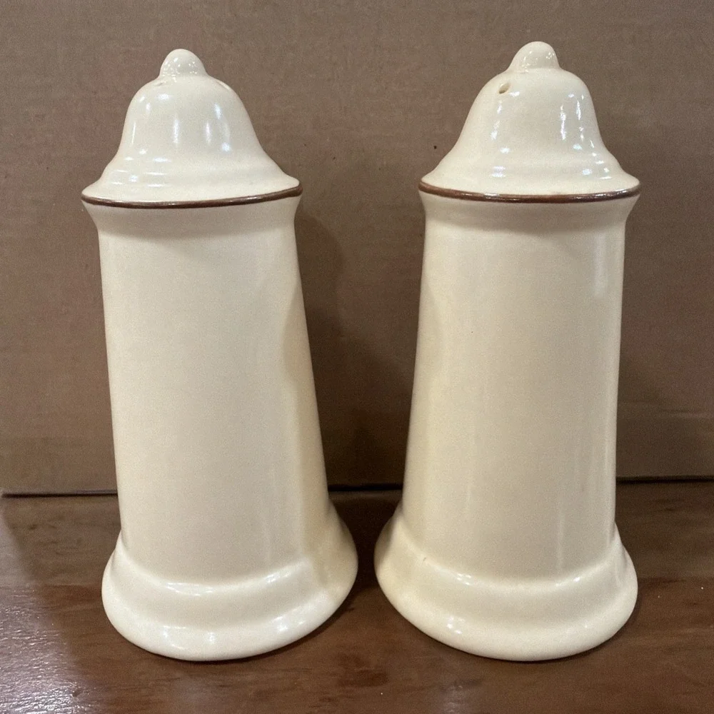 Vintage Set of Pfaltzgraff Village Pattern Stoneware Salt & Pepper Shakers